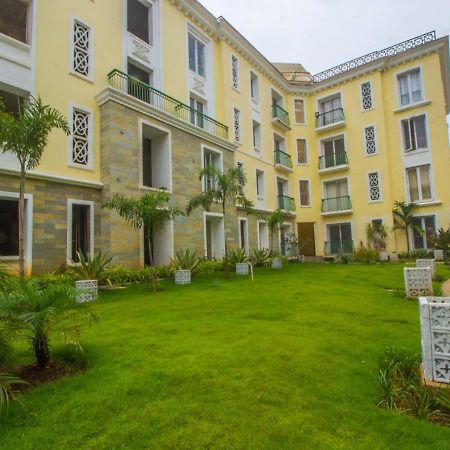 Comfycorner - Luxurious 2-Bhk Apartment อาร์โปรา ภายนอก รูปภาพ