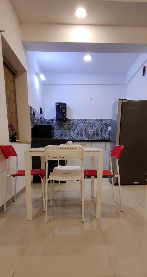 Comfycorner - Luxurious 2-Bhk Apartment อาร์โปรา ภายนอก รูปภาพ